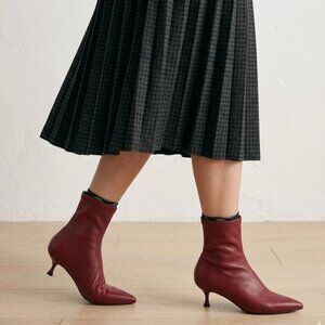 Madden Girl Red Pointed Toe Kitten Heel Sock Boots - Size 8